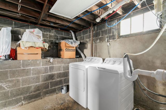 110 W 7th Street, Mishawaka, IN 46544