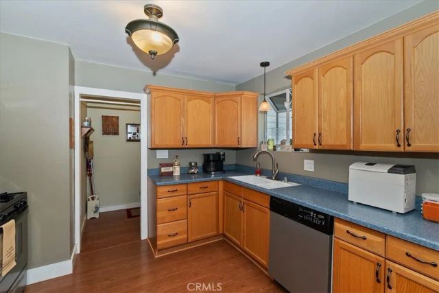 23723 Hillside, Crestline, CA 92325