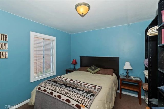 23723 Hillside, Crestline, CA 92325