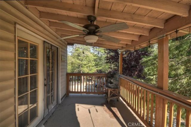 23723 Hillside, Crestline, CA 92325