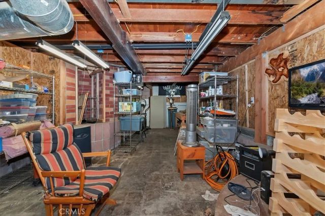 23723 Hillside, Crestline, CA 92325