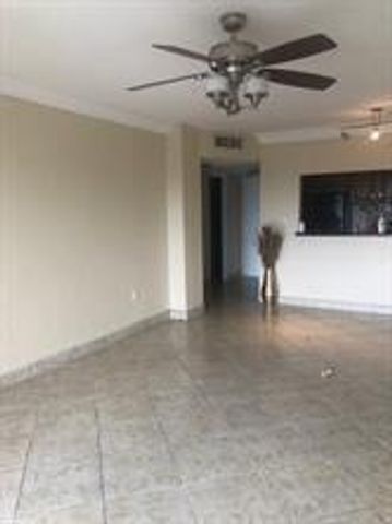 4174 Inverrary Drive 907, Lauderhill, FL 33319