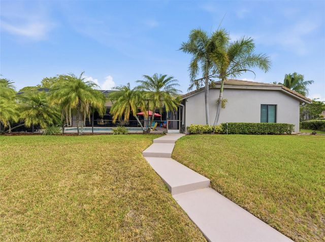 4830 LONGWATER WAY, Tampa, FL 33615