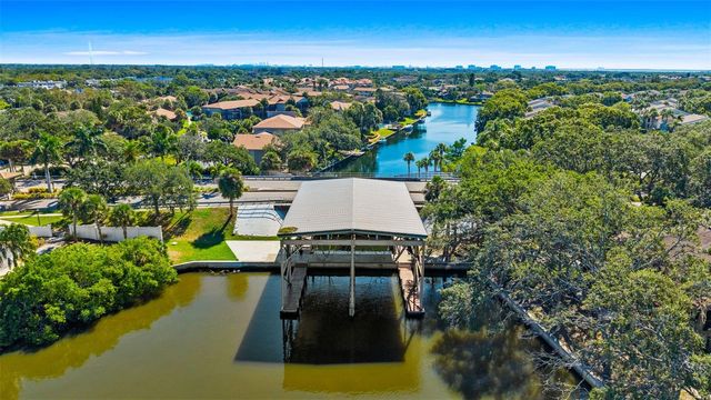 4830 LONGWATER WAY, Tampa, FL 33615