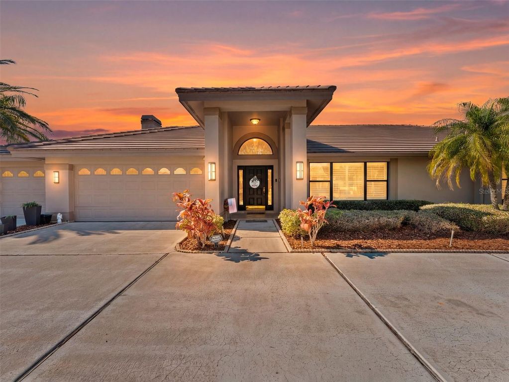 4830 LONGWATER WAY, Tampa, FL 33615