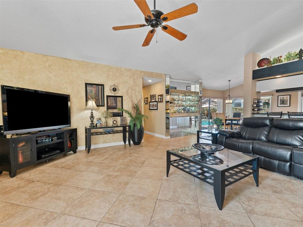 Image 21 of property listing at 4830 LONGWATER WAY, Tampa, FL 33615