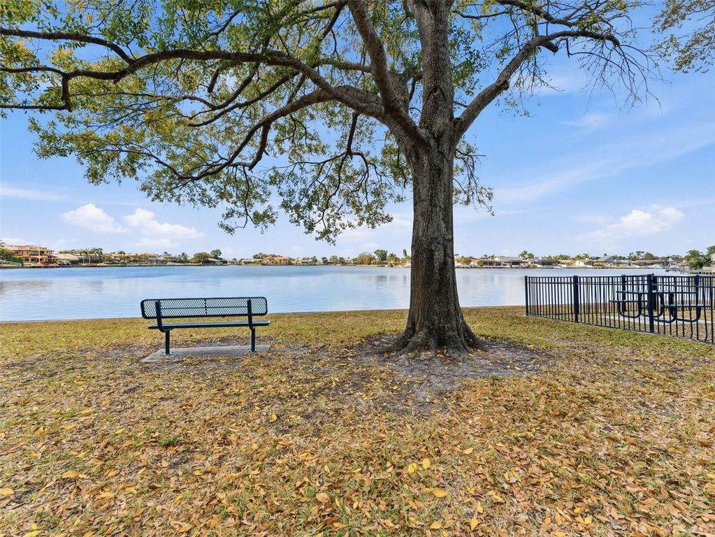 Image 57 of property listing at 4830 LONGWATER WAY, Tampa, FL 33615