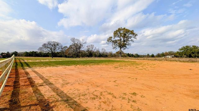 10374 CR 338, Lindale, TX 75771