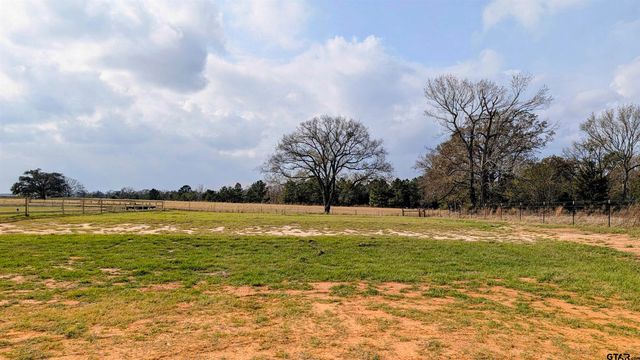 10374 CR 338, Lindale, TX 75771