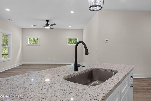 6316 Cardinal Drive, New Bern, NC 28560