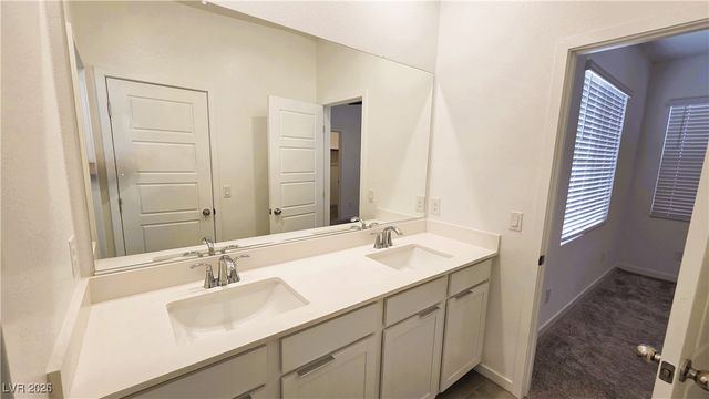 115 Charlie Chase Avenue, Henderson, NV 89011