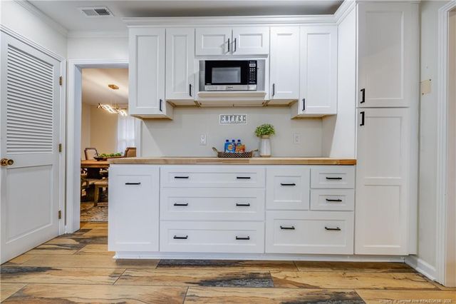 1250 Overhills Road, Linden, NC 28356