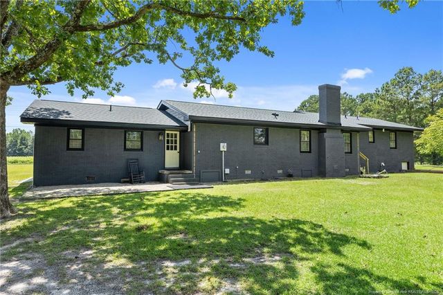 1250 Overhills Road, Linden, NC 28356