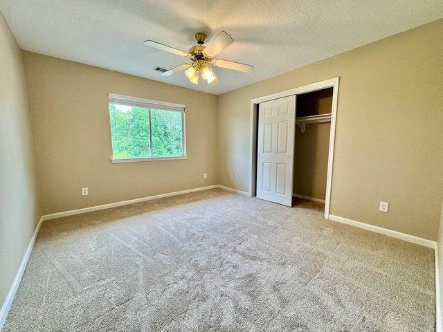 16902 Cobbler Crossing Drive, Sugar Land, TX 77498