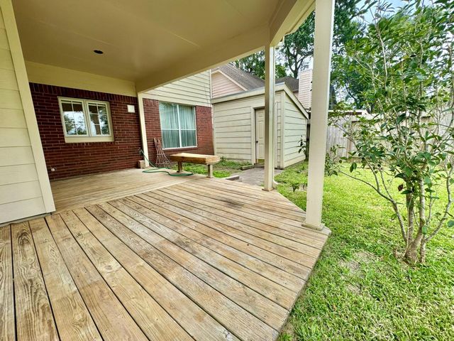 16902 Cobbler Crossing Drive, Sugar Land, TX 77498