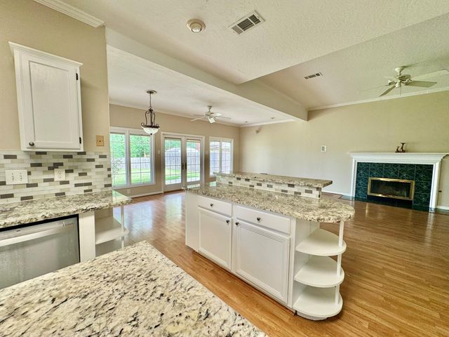16902 Cobbler Crossing Drive, Sugar Land, TX 77498