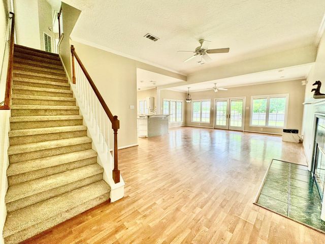 16902 Cobbler Crossing Drive, Sugar Land, TX 77498