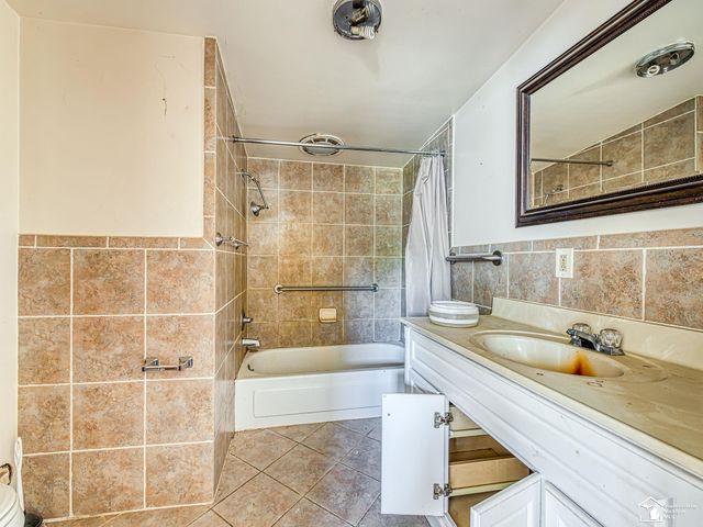 12050 Elmdale Drive, Freedom Twp, MI 48158