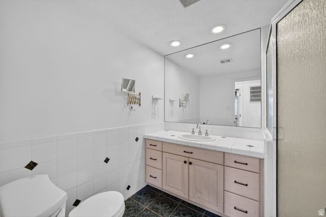 3014 E MILLCREEK CANYON RD, Millcreek, UT 84109