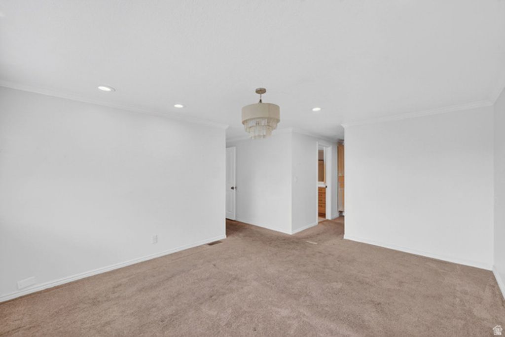 Image 16 of property listing at 3014 E MILLCREEK CANYON RD, Millcreek, UT 84109