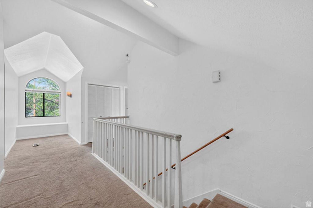Image 29 of property listing at 3014 E MILLCREEK CANYON RD, Millcreek, UT 84109
