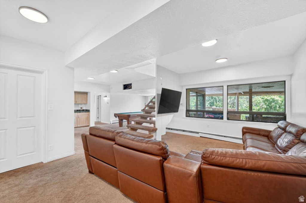 Image 32 of property listing at 3014 E MILLCREEK CANYON RD, Millcreek, UT 84109