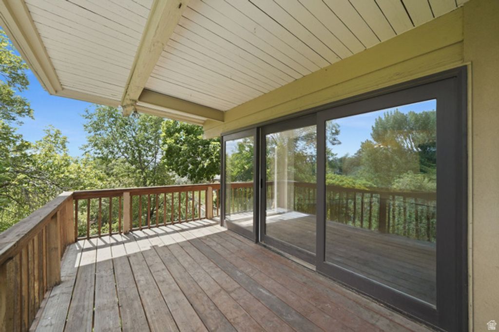 Image 39 of property listing at 3014 E MILLCREEK CANYON RD, Millcreek, UT 84109