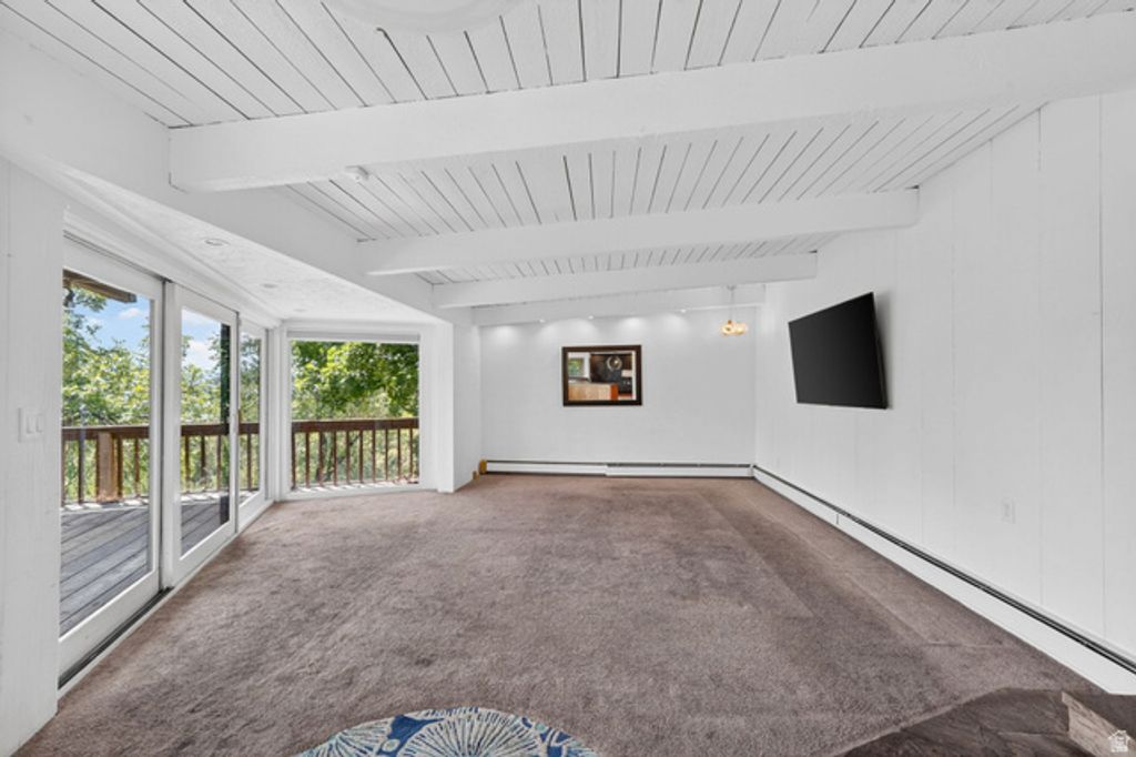 Image 6 of property listing at 3014 E MILLCREEK CANYON RD, Millcreek, UT 84109
