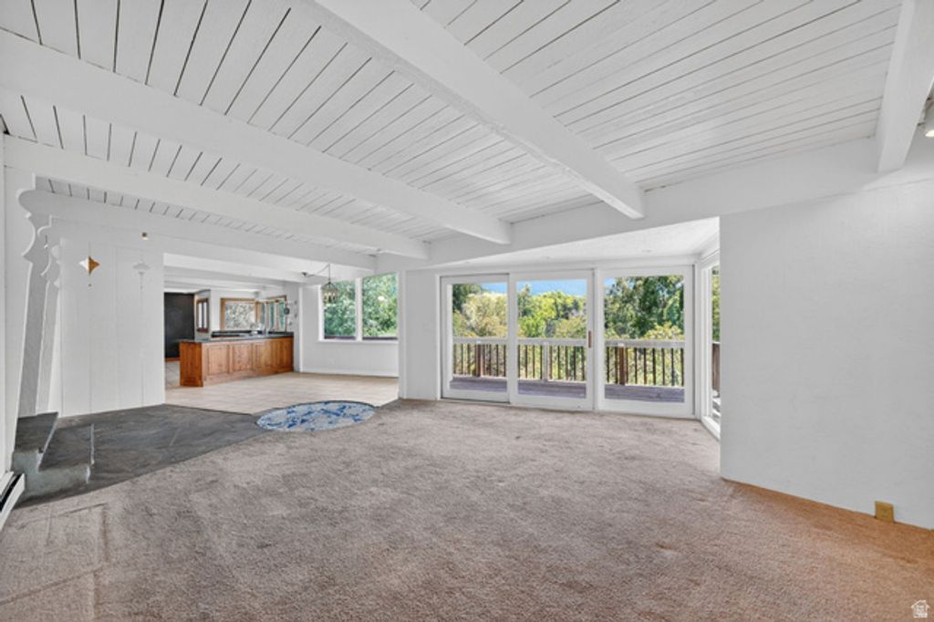 Image 8 of property listing at 3014 E MILLCREEK CANYON RD, Millcreek, UT 84109