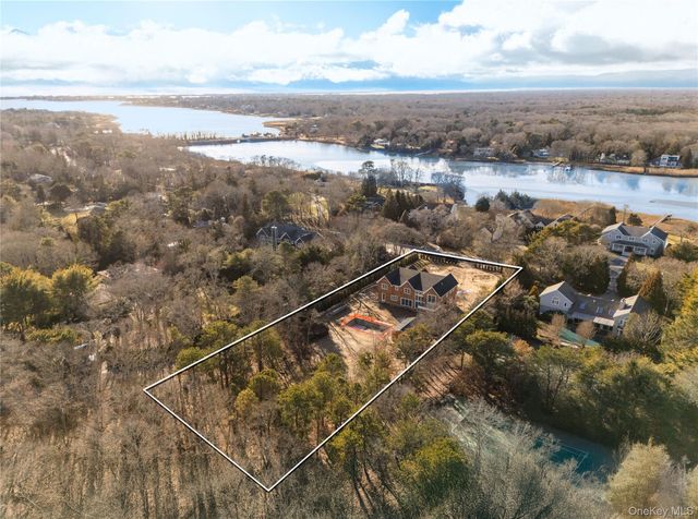 34 Old Main Road, Quogue, NY 11959