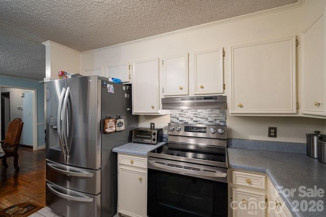 1841 Oak Hollow Road, Gastonia, NC 28054