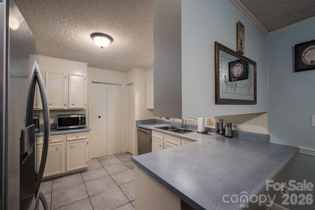 1841 Oak Hollow Road, Gastonia, NC 28054
