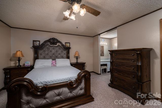 1841 Oak Hollow Road, Gastonia, NC 28054