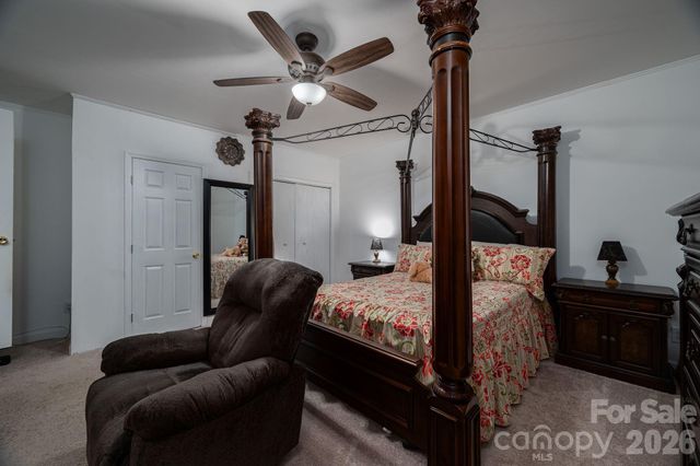 1841 Oak Hollow Road, Gastonia, NC 28054