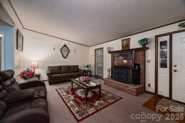 1841 Oak Hollow Road, Gastonia, NC 28054