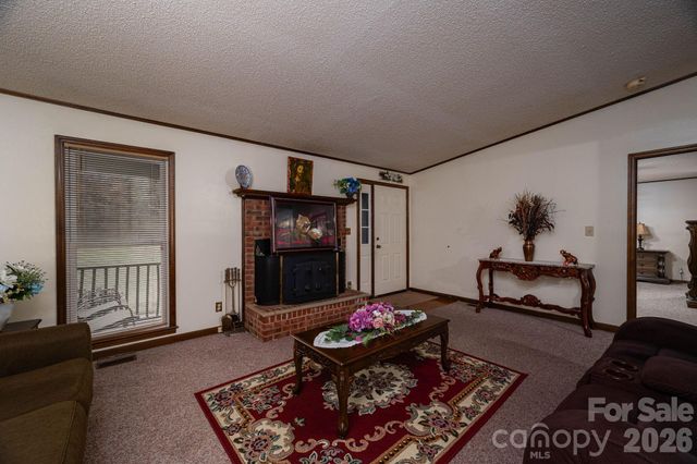 1841 Oak Hollow Road, Gastonia, NC 28054