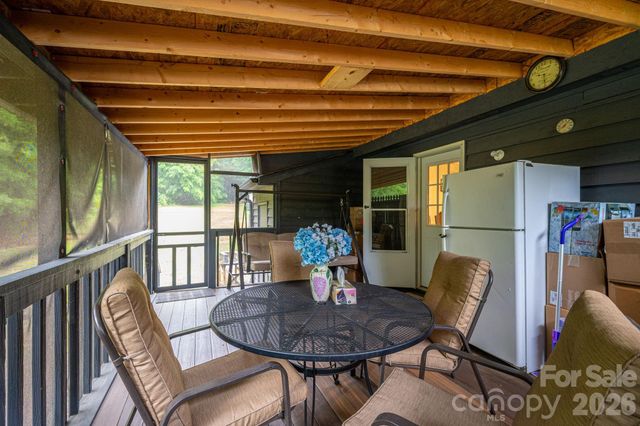 1841 Oak Hollow Road, Gastonia, NC 28054