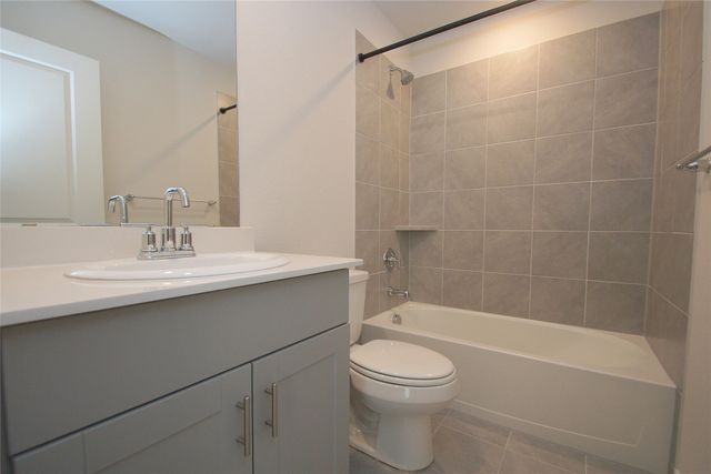 767 Hawthorne Lane, Lake Dallas, TX 75065