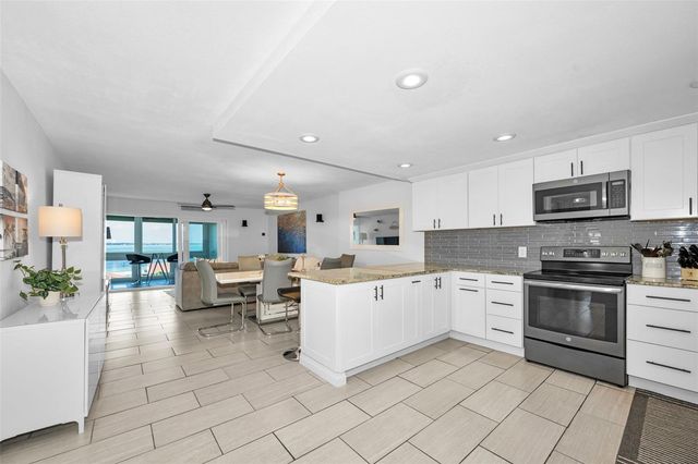 855 BAYWAY BOULEVARD 708, Clearwater Beach, FL 33767