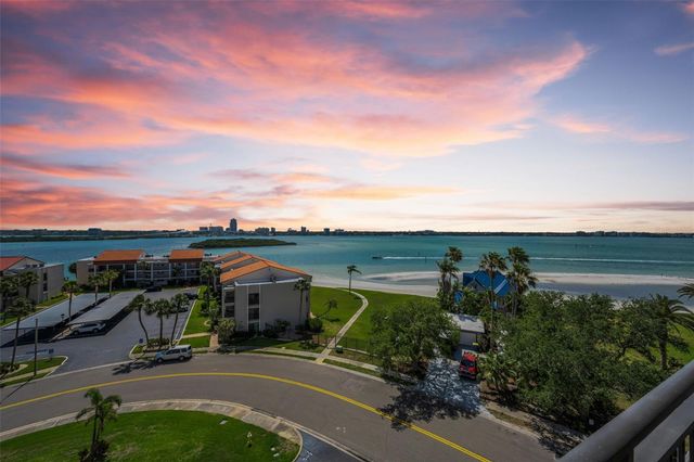 855 BAYWAY BOULEVARD 708, Clearwater Beach, FL 33767