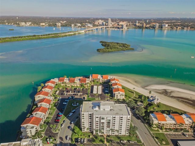 855 BAYWAY BOULEVARD 708, Clearwater Beach, FL 33767