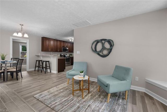 426 Berkshire TER, Hampton, VA 23605