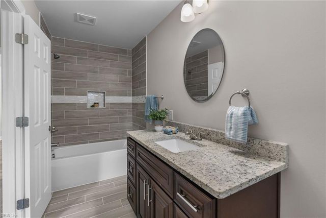 426 Berkshire TER, Hampton, VA 23605
