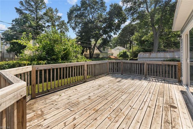 426 Berkshire TER, Hampton, VA 23605
