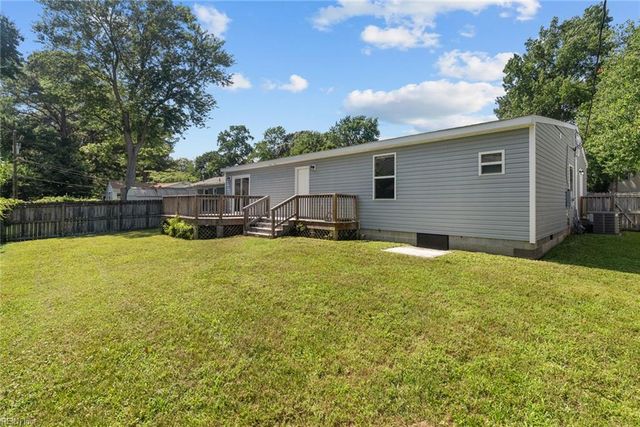 426 Berkshire TER, Hampton, VA 23605