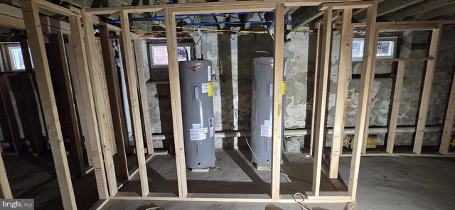 1411 W LOUDON ST, Philadelphia, PA 19141