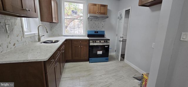 1411 W LOUDON ST, Philadelphia, PA 19141