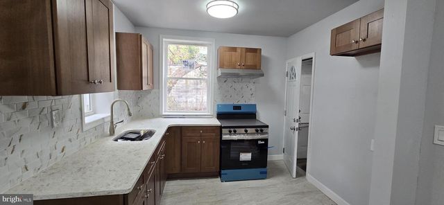 1411 W LOUDON ST, Philadelphia, PA 19141