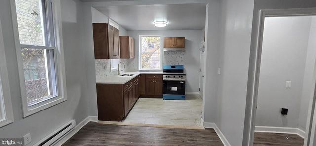 1411 W LOUDON ST, Philadelphia, PA 19141