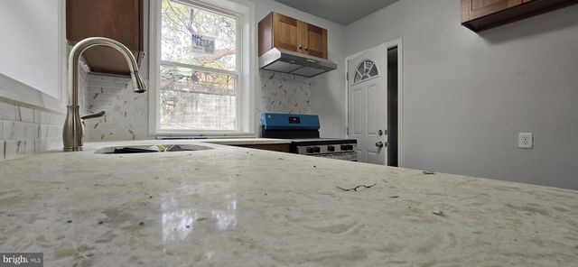 1411 W LOUDON ST, Philadelphia, PA 19141